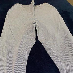 Lands End women's capri pants